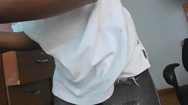 suckdream online show from April 2026 06:15:01 PM