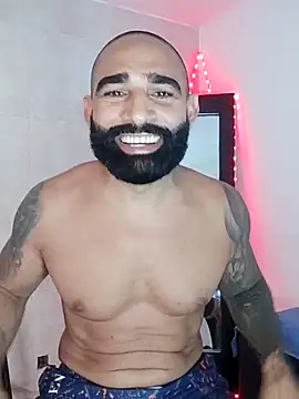 Lucius40 online show from February 2026 07:21:01 PM