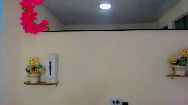 Darianna Atehortua online show from April 2026 09:20:02 PM