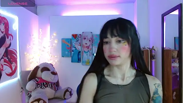 Snapshot of FIORELLA_L chatting on May 2026 12:32:01 PM FIORELLA L online show from May 2026 12:32:01 PM