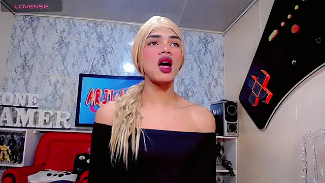 Karol Vanessa   online show from May 2026 12:11:01 PM