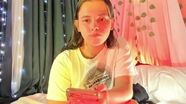 Snapshot of STAR_SUZUME chatting on February 2026 12:32:01 AM STAR SUZUME online show from February 2026 12:32:01 AM