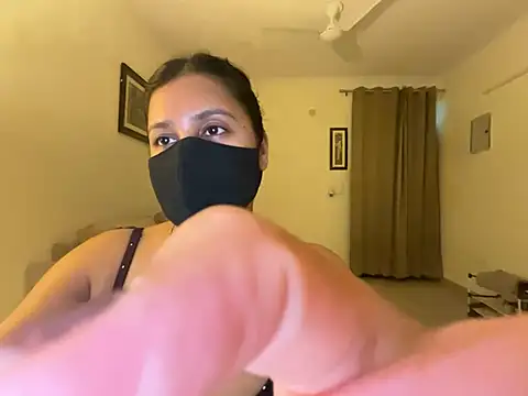 Anna girl22 online show from July 2026 02:05:01 PM