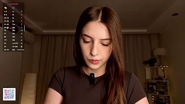 LeanneDinkle online show from April 2026 04:06:02 AM