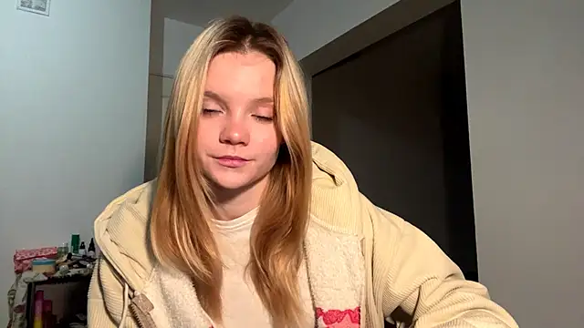 Snapshot of Tiffany_Muse chatting on February 2026 11:01:01 PM Tiffany Muse online show from February 2026 11:01:01 PM