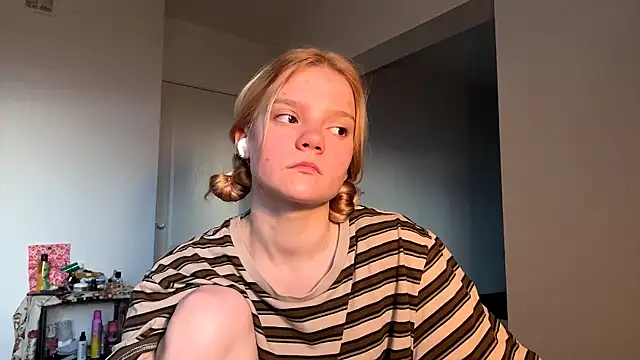 Tiffany Muse online show from April 2026 03:05:01 AM