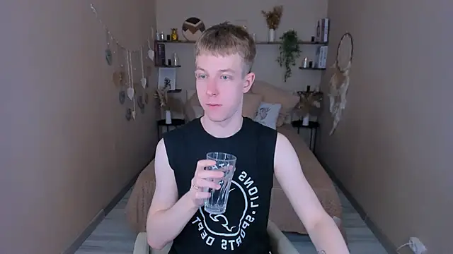 Dylan Norton online show from May 2026 09:23:02 PM