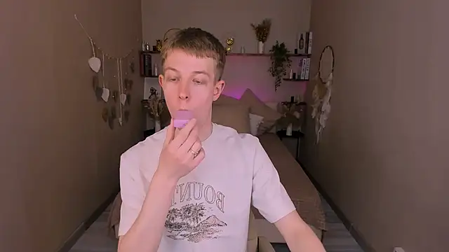 Dylan Norton online show from May 2026 09:13:01 PM