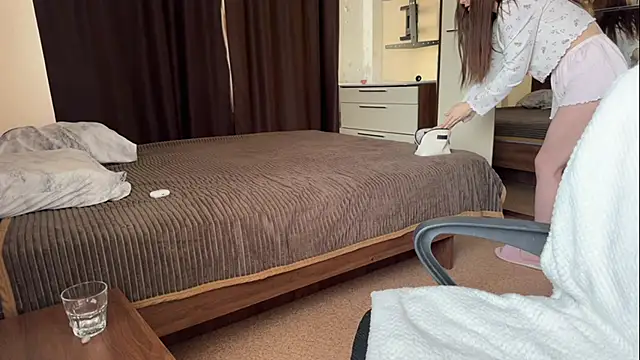 TinaScarlet online show from April 2026 07:28:01 AM