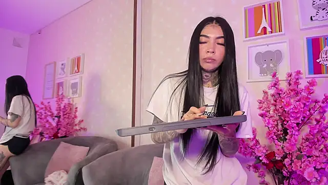 Snapshot of Ashley_Blum_ chatting on March 2026 12:10:01 PM Ashley Blum online show from March 2026 12:10:01 PM