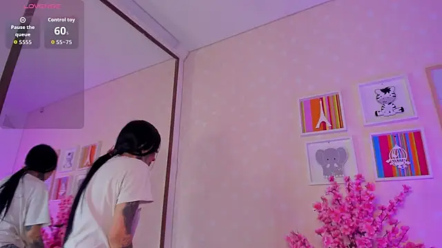 Snapshot of Ashley_Blum_ chatting on April 2026 12:11:02 PM Ashley Blum online show from April 2026 12:11:02 PM