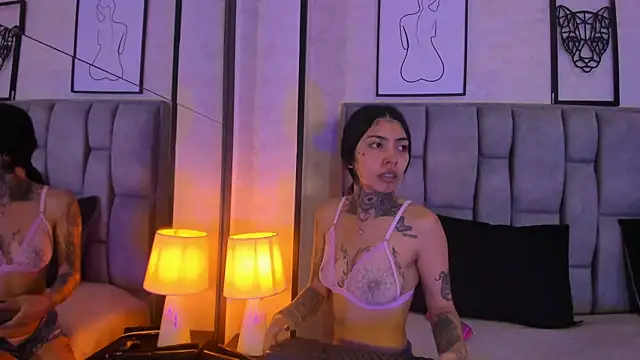Ashley Blum  online show from May 2026 11:48:02 AM