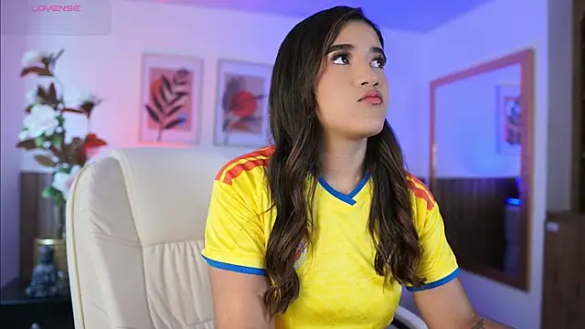 IvyGrabes online show from June 2026 07:12:02 PM