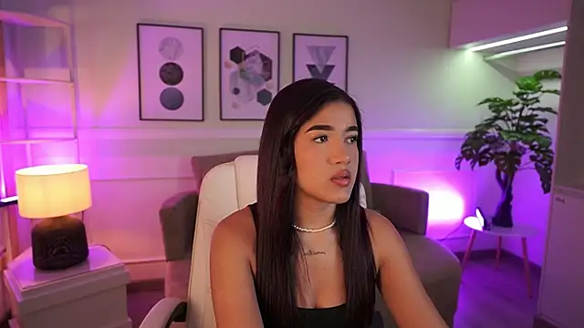 IvyGrabes online show from July 2026 11:37:02 AM