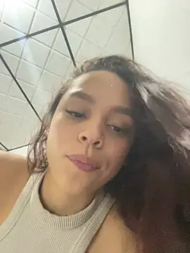 CarolineFyre online show from April 2026 12:09:02 AM