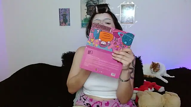 miadavisXXX online show from April 2026 07:50:02 PM