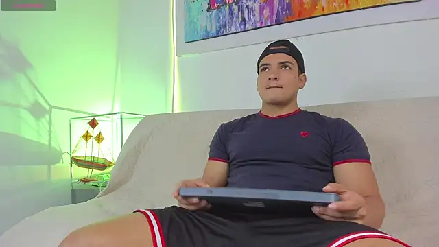 jhon nicolas online show from March 2026 09:03:02 PM