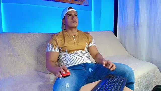 jhon nicolas online show from July 2026 01:34:01 AM