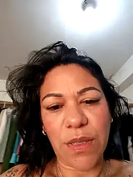 Snapshot of Dafne_77 chatting on April 2026 12:29:02 PM Dafne 77 online show from April 2026 12:29:02 PM