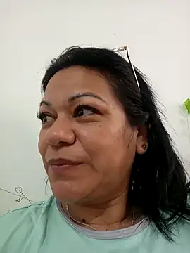 Snapshot of Dafne_77 chatting on May 2026 01:39:01 PM Dafne 77 online show from May 2026 01:39:01 PM