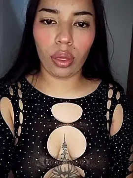 Scarlet Luxe online show from February 2026 12:25:02 AM