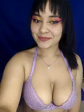 zoe love18 online show from March 2026 04:06:01 AM