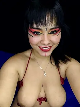 zoe love18 online show from April 2026 04:46:01 AM