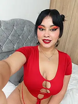 zoe love18 online show from May 2026 04:40:01 AM