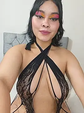 zoe love18 online show from June 2026 04:54:02 AM