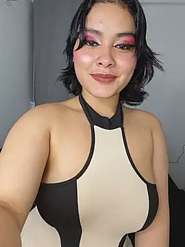 zoe love18 online show from July 2026 04:37:01 AM