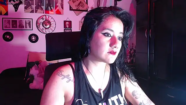 Darkyll33 online show from May 2026 04:09:02 AM