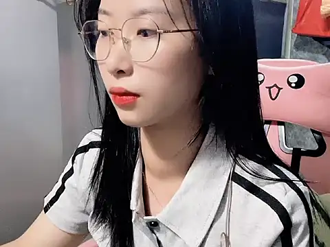 Linne6789 online show from March 2026 01:56:02 AM