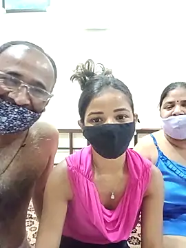 HoneyHush online show from April 2026 07:13:01 AM