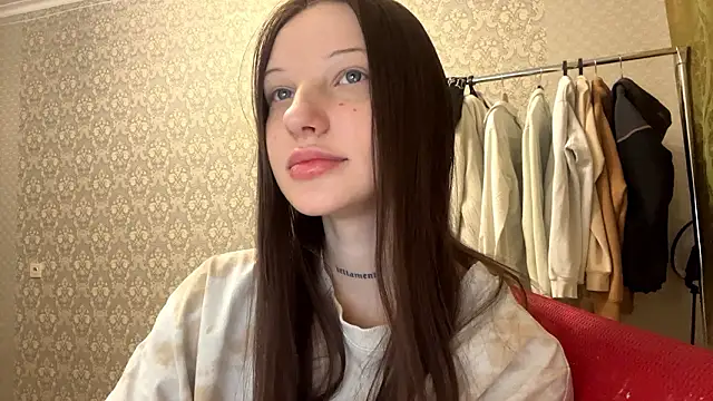 LumPetal online show from February 2026 04:16:02 AM