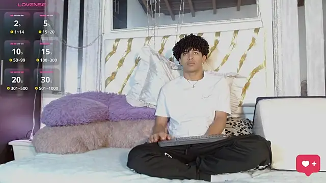 ian smith  online show from April 2026 11:44:02 AM