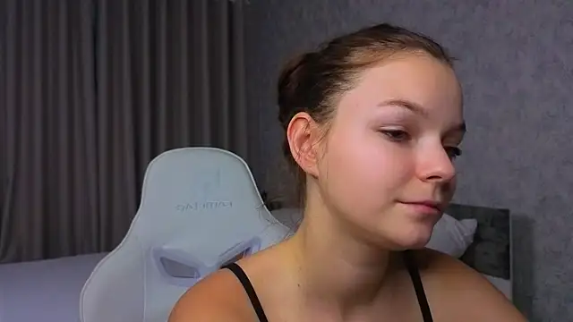 ElizaPizza online show from May 2026 05:19:02 PM
