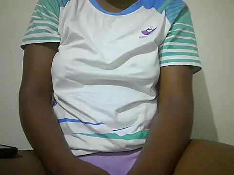 Lebo2004 online show from May 2026 06:54:02 AM