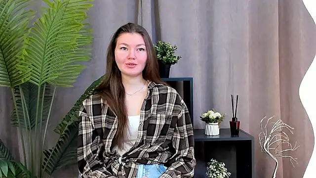 Snapshot of TobiMillinor chatting on February 2026 10:10:01 AM TobiMillinor online show from February 2026 10:10:01 AM