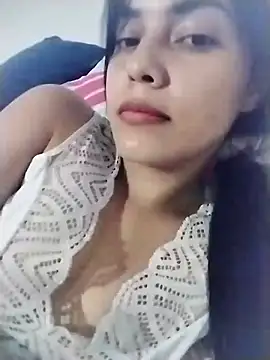 Rosmery100 online show from February 2026 02:40:01 AM