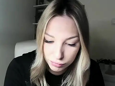 Snapshot of VelvetAngela chatting on February 2026 06:42:01 AM VelvetAngela online show from February 2026 06:42:01 AM