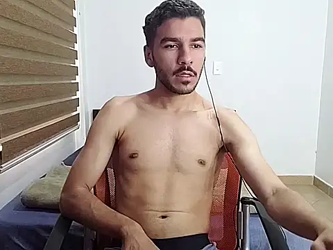 Snapshot of _s33bas chatting on February 2026 02:59:02 PM s33bas online show from February 2026 02:59:02 PM