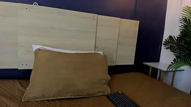 Snapshot of GrettaRouse chatting on July 2026 08:03:02 PM GrettaRouse online show from July 2026 08:03:02 PM