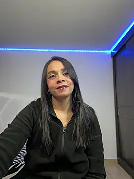 paula lopez   online show from July 2026 11:24:01 PM