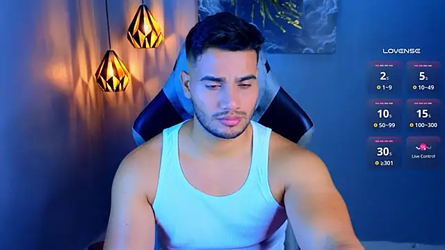 AndresRodriguez1 online show from April 2026 12:23:01 AM