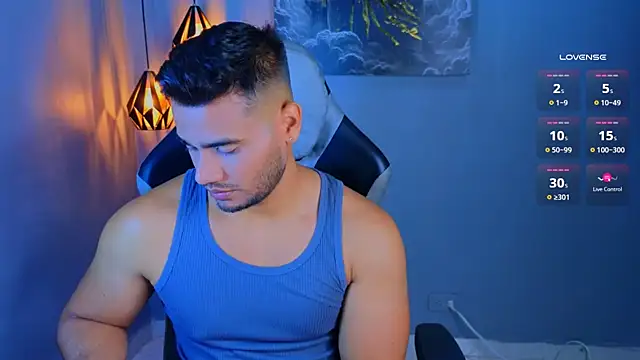 AndresRodriguez1 online show from April 2026 01:41:01 AM