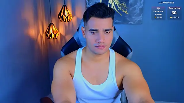 AndresRodriguez1 online show from April 2026 12:53:02 PM