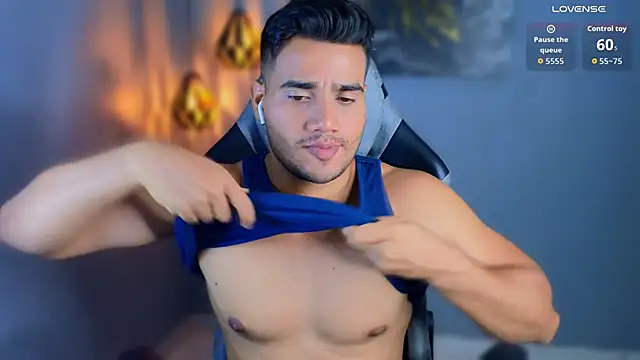 AndresRodriguez1 online show from May 2026 12:50:01 AM