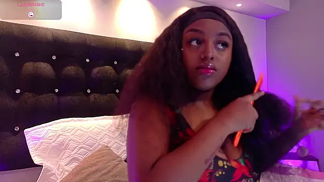 Snapshot of Aitana_Oliveira chatting on February 2026 07:42:02 PM Aitana Oliveira online show from February 2026 07:42:02 PM