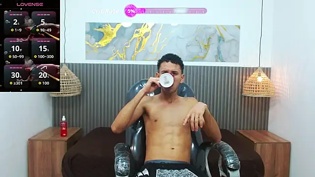 JDWhite18 online show from February 2026 02:42:02 AM