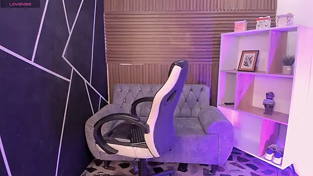 shaden  online show from February 2026 11:06:01 PM